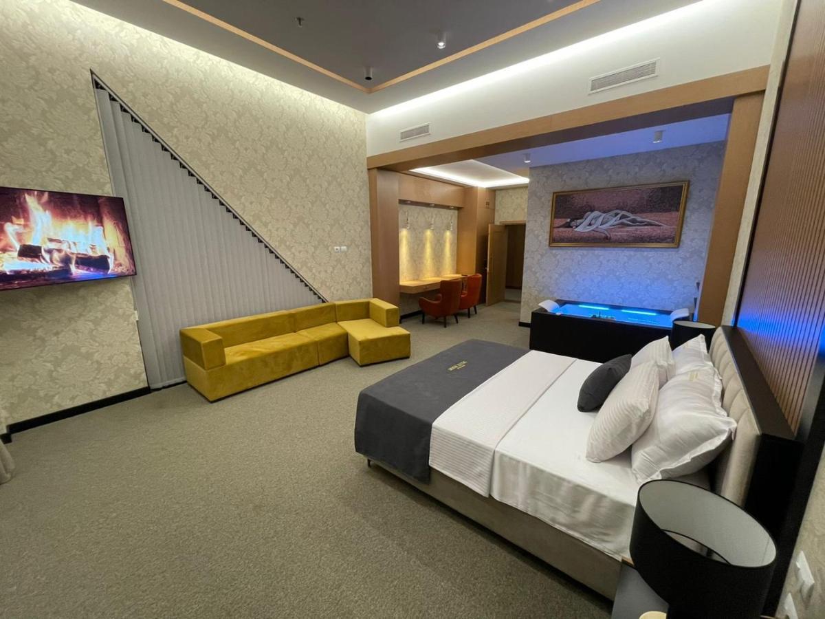 Deluxe Resort And Spa Koplik エクステリア 写真